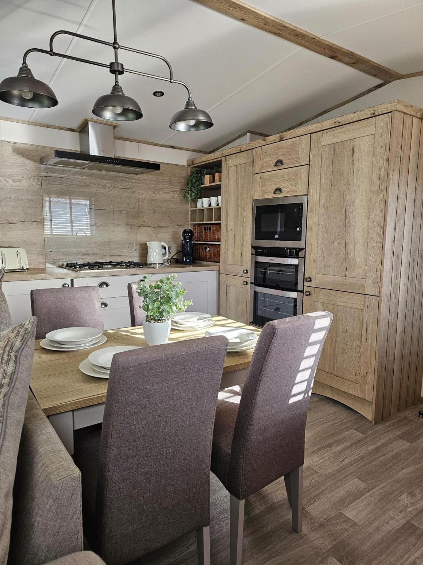 Premium 2 Bedroom Caravan With Free Wifi ฮันสแตนตัน ภายนอก รูปภาพ